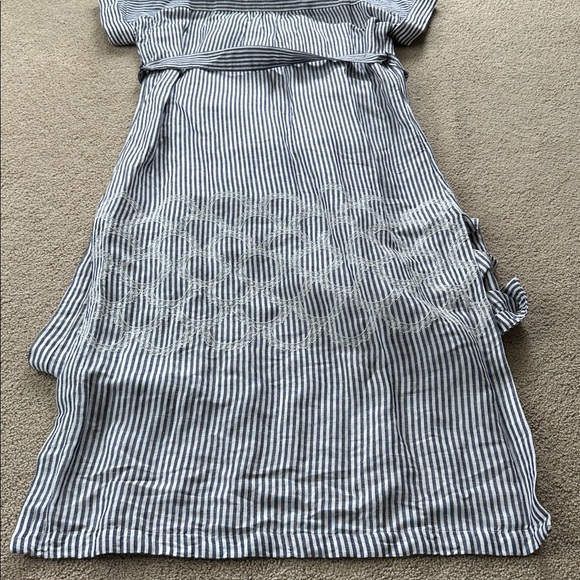 Maeve Anthropologie belted shirt dress. - Picture 13 of 14